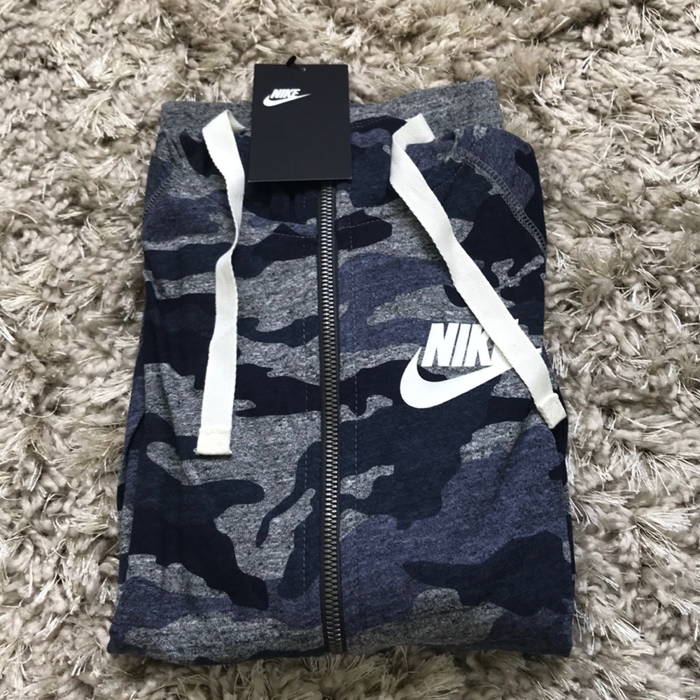 Nike Women Vintage Gym Fullzip Hoodie - Picture 2 of 4